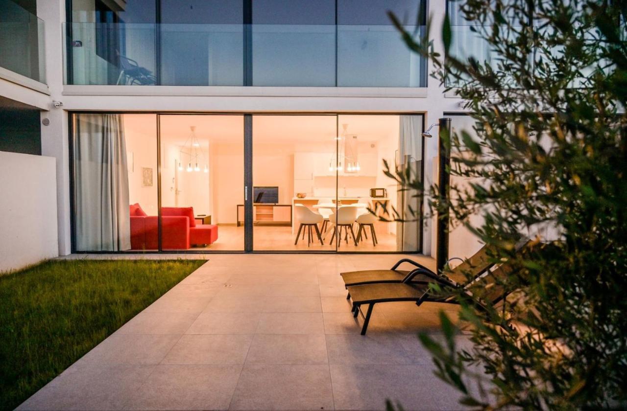 Apartment Flori With Sea View Малинска Экстерьер фото